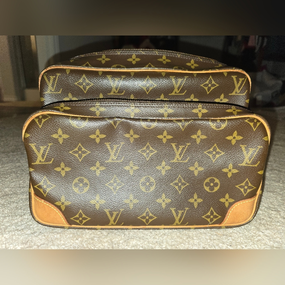 Louis VuittonNil Messenger Bag Monogram Canvas